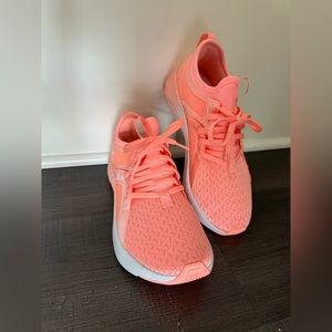PUMA running sneakers size 7.5